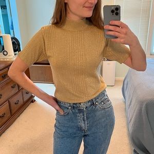 Vintage short sleeve gold mockneck shirt